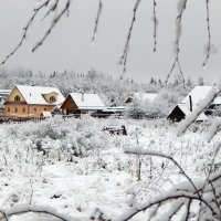 Зима пришла в деревню :: Юрий Пучков