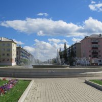 Площадь с фонтаном :: Вера Щукина