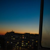 вечерний зимний вид из окна :: Александр Леонов
