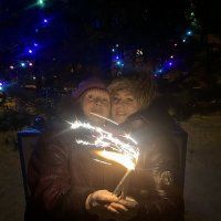 Сестрички в Новогоднюю ночь :: Екатерина Василькова