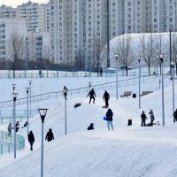 Каждому по фонарю, главное - не врезаться. :: Татьяна Помогалова