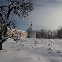 Свенский монастырь в морозный день :: Евгений 