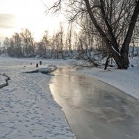 На февральской реке :: Валерий Иванович