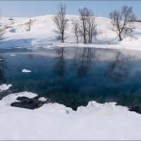 Голубое озеро :: Валерий Петров