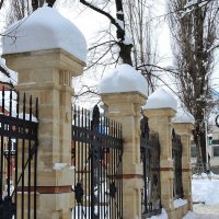 Каменные богатыри в снежных шеломах :: Александр 