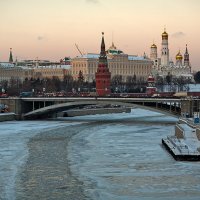 Зимняя Москва река :: Тимур Кострома ФотоНиКто Пакельщиков