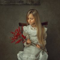 "Портрет девочки с рябиной". :: Дина Агеева