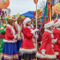 Широкая Масленица в Дмитрове. :: Анатолий. Chesnavik.