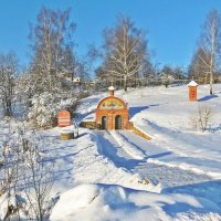 Талицы. Вход в пещерный храм :: Евгений Кочуров