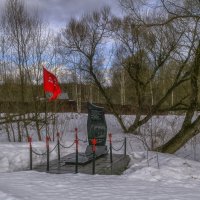 Памятник землякам погибшим в войне :: Сергей Цветков