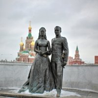 Памятник молодоженам Грейс Келен и князь Ренье :: Andrey Lomakin