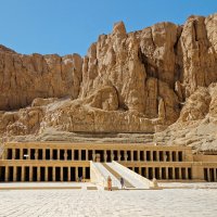 Заупокойный храм Хатшепсут в Дейр-эль-Бахри :: Виктор Pp-off