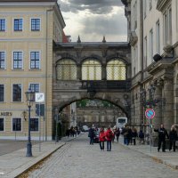 крытый переход между замком-резиденцией королей и  дворцом Ташенберг :: Татьяна Ларионова