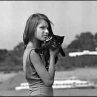 Девочка с котенком :: Меднов Влад Меднов
