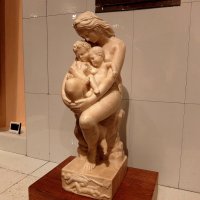 Скульптура "Ева с детьми" (Аллегория милосердия) ХVIв. :: Люба 