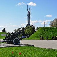 Монумент Родины-Матери в Киеве :: Тамара Бедай 