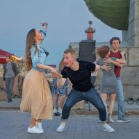 Танцы на Васильевском острове (3) :: юрий затонов