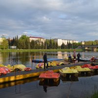 Великие Луки. Лодочная станция в центре города... :: Владимир Павлов