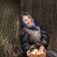 Девушка с яблоками :: Ильназ Фархутдинов