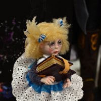 Маленькая любительница чтения (кукольная, но как живая! ) :: Тамара Бедай 