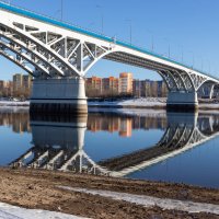 Мост через Волгу. :: Вадим Солодовник