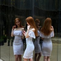 Дарина в зеркалах :: Алексей Корнеев