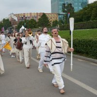 Легко на сердце от песни весёлой :: Олег Манаенков