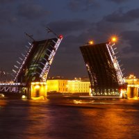 Развод мостов :: skijumper Иванов