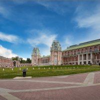 В музее-заповеднике "Царицыно"... :: Сергей Кичигин