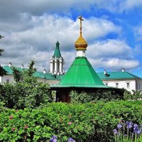 В монастыре :: Евгений Кочуров