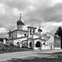 Церковь Варлаама Хутынского на Званице :: Евгений Кочуров