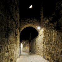 Ночь 9 Ава в еврейском квартале Иерусалима :: Гала 