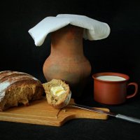 Хлеб с молоком. :: Сергей 