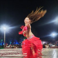 Восточный танец :: Валерий Готлиб