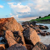 Морские камни на закате :: Вадим Фотограф