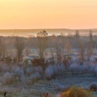 Утром, осенним.... :: Юрий Стародубцев