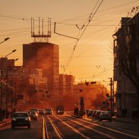 Улицы на закате :: Роман Марков