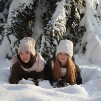 в снегу :: Светлана Бурлина