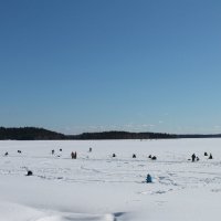 Зимняя рыбалка на реках и озёрах Севера. :: ЛЮДМИЛА 
