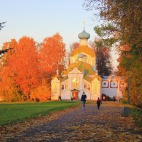 дорожка к Большому Успенскому монастырю. :: Сергей Кочнев