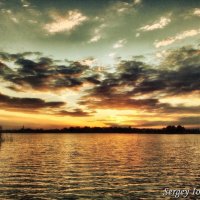 Андрушевка, Житомирской области, Украина, солнечный закат на речке Гуйва 22.10.2021 :: Сергей Ионников