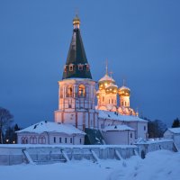 Святоозерский Иверский монастырь :: Леонид Иванчук