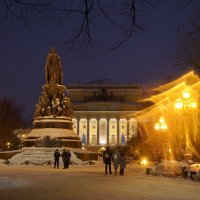 Екатерининский сад на площади Островского :: zavitok *