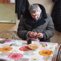 Благотворительный завтрак для бездомных  (2) :: Борис 