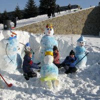 Снеговики и дети. :: Радмир Арсеньев
