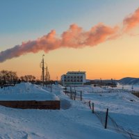 Встречая рассвет на набережной у Амура. :: Виктор Иванович Чернюк