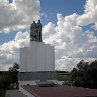 Памятник погибшим односельчанам. Глушицкий. Самарская область :: MILAV V