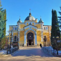 Покровский монастырь (фото с телефона) :: Константин Анисимов
