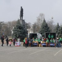Сбор гуманитарной помощи жителям ЛДНР и Украины :: Александр Рыжов