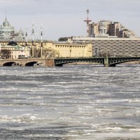 Ледоход на Неве :: Стальбаум Юрий 